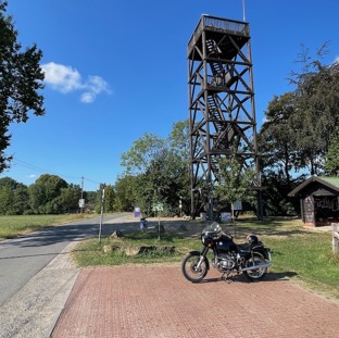 BMW und Venner turm.jpeg