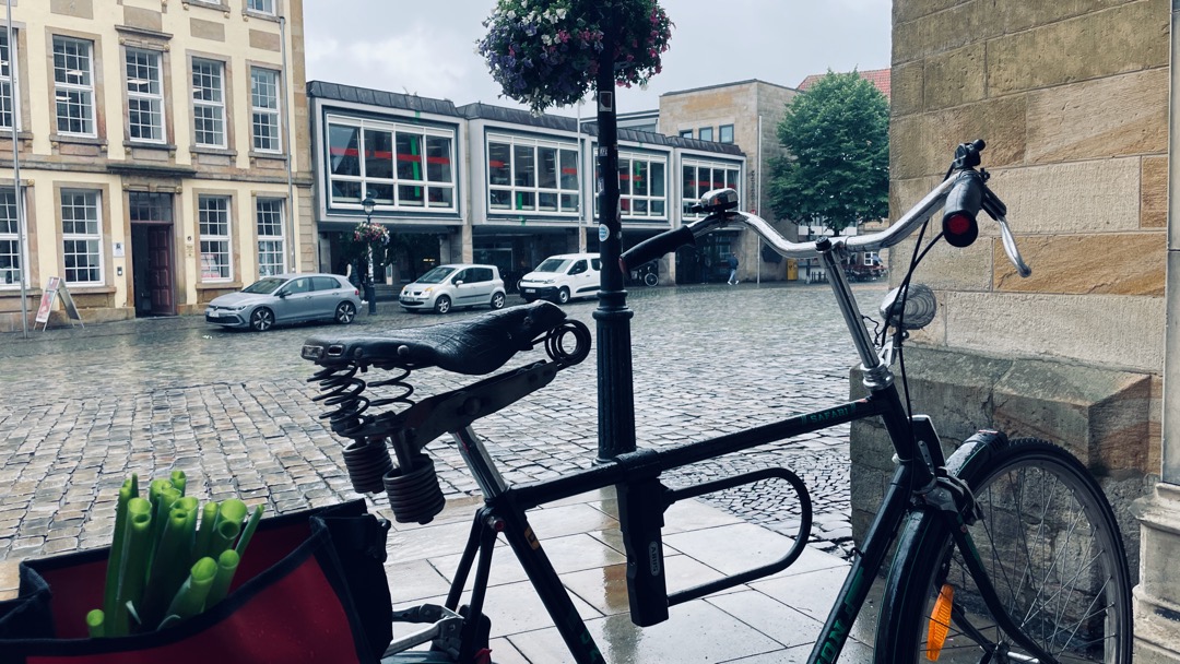 vom Markt im Regen.jpeg