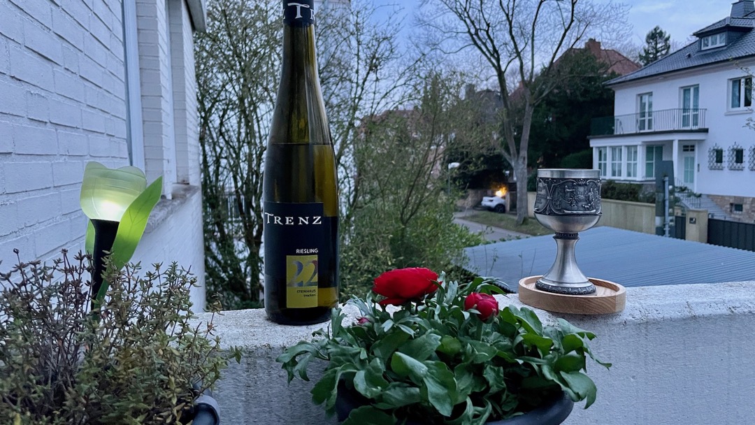 Geburtstagsfeier am Balkon.jpeg