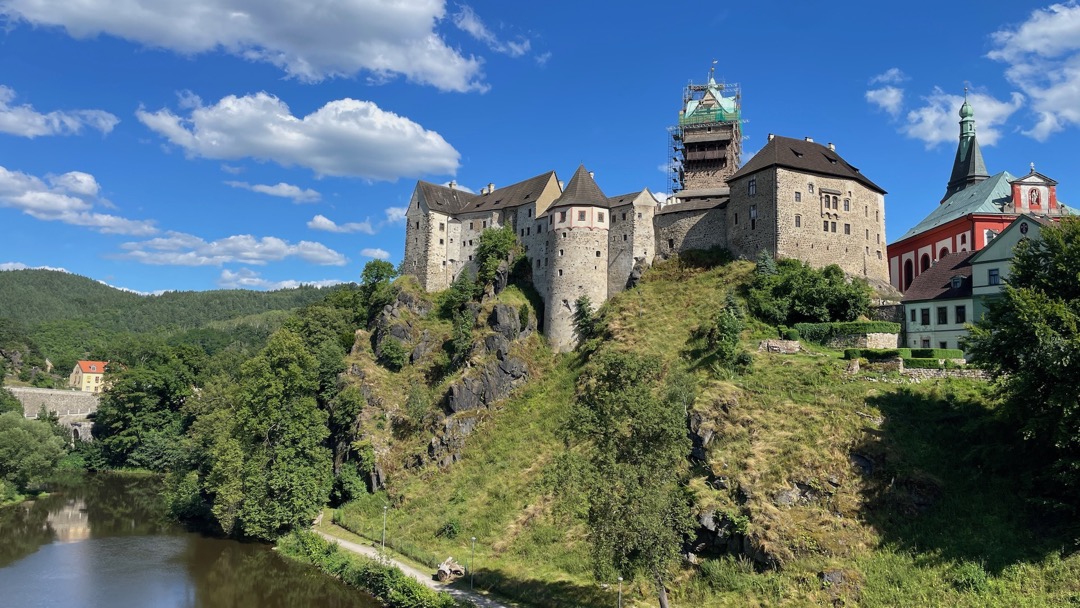 Burg Loket.jpeg