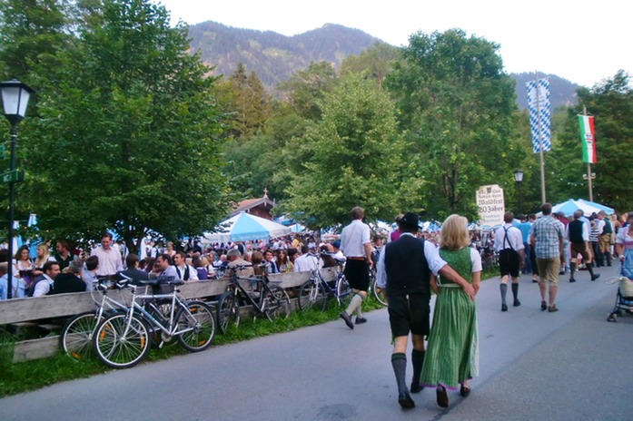 nur wir in Zivil