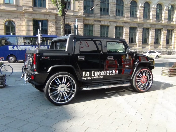 Hummer mit 30Zllern