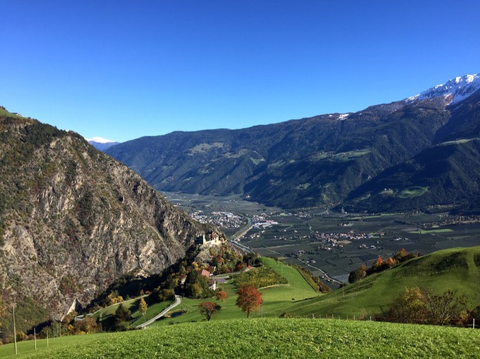 Blick ber Juval nach Osten