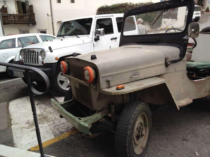 Jeep alt und neu