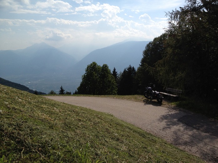 runter bin ich bis Schenna ohne Motor