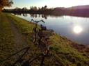 Fahrrad in der Sonne im Herbst