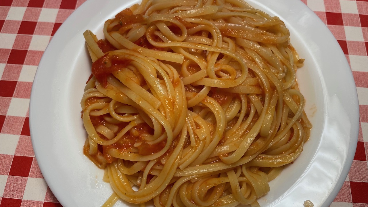 Linguine al Pomodoro